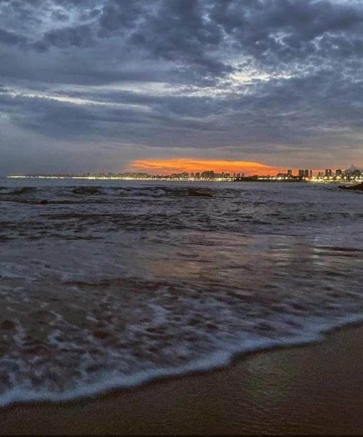 Kitnets Itapua Residencia - 1 Minuto De Caminhada Ate A Praia Сальвадор Экстерьер фото